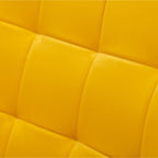 Sillón moderno amarillo de poliéster con botones capitoné y otomana con patas cónicas de madera