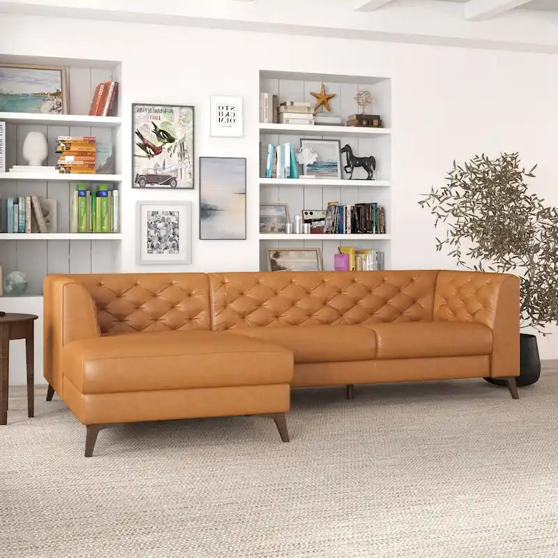 Sofá seccional esquinero de cuero superior Florentina Modern Chesterfield Tufted para sala de estar en color coñac
