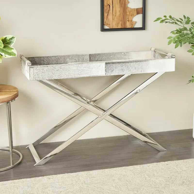 Mesa auxiliar/auxiliar con bandeja de cuero y patas y asas diagonales plateadas - Gris